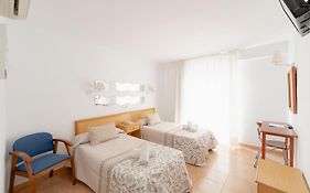 La Santa Faz - Adults Only